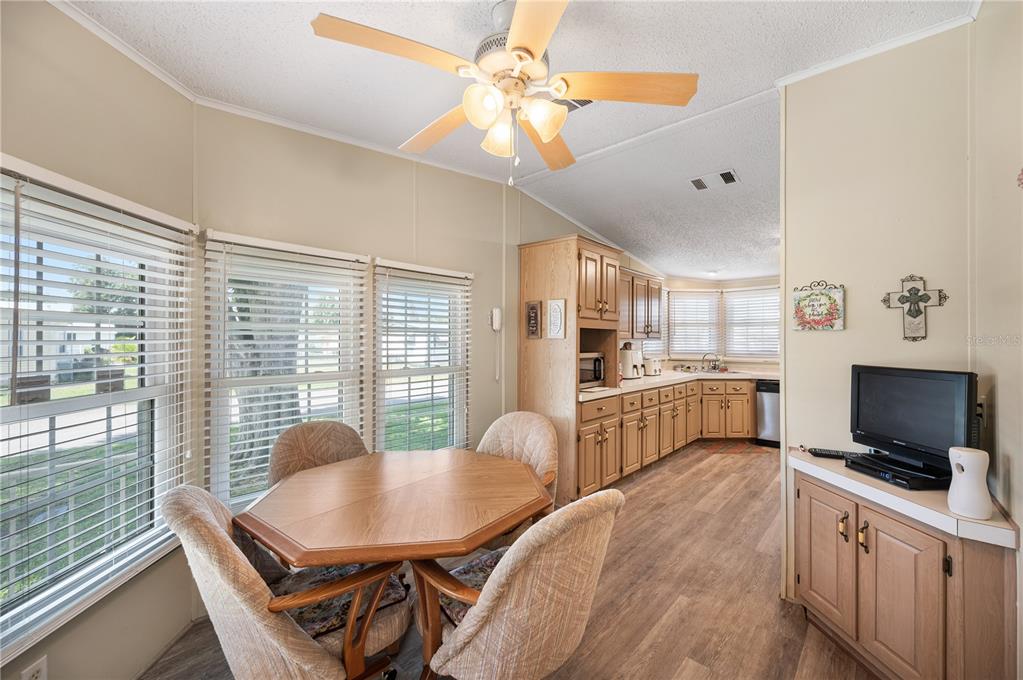 1610 Reynolds Road, Unit 333 Lakeland, FL 33801 - Photo 5 of 24