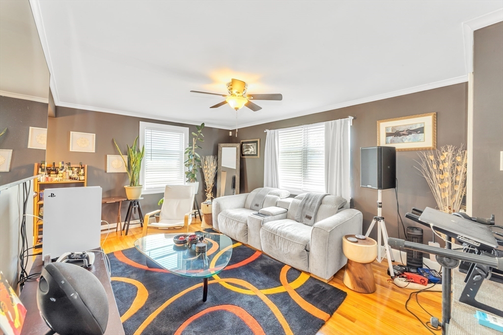 30 Bateman Street Boston, MA 02131 - Photo 8 of 32