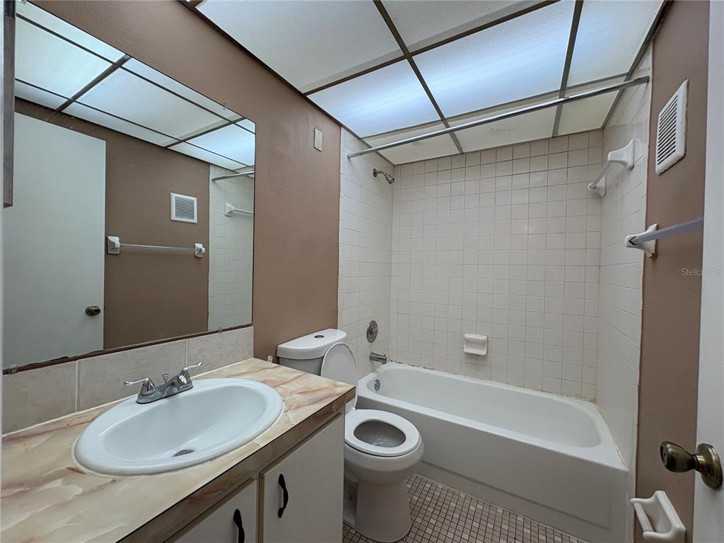 11705 Raintree Village Boulevard, Unit C Temple Terrace, FL 33617 - Photo 13 of 15