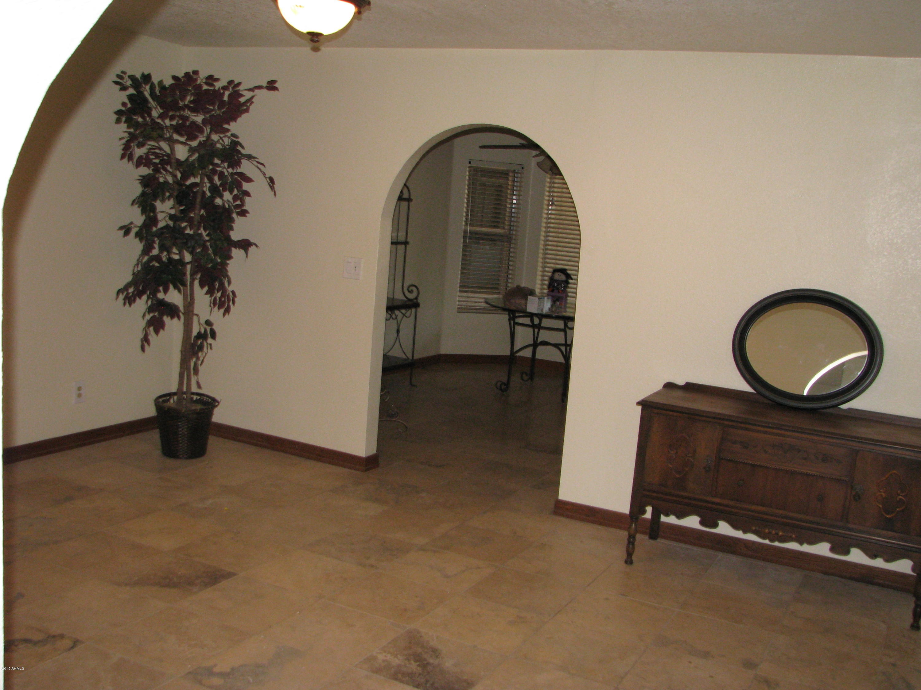 2337 East Willis Road Gilbert, AZ 85297 - Photo 7 of 37 Formal Dining area