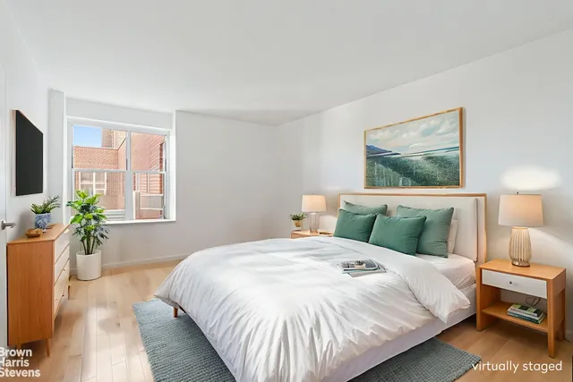 $829,000 | 570 Grand Street, Unit J2004 | Lower East Side
