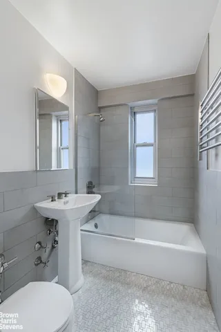 $829,000 | 570 Grand Street, Unit J2004 | Lower East Side