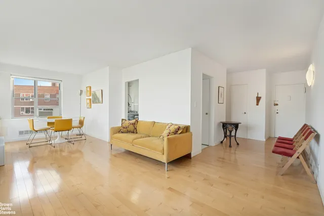 $829,000 | 570 Grand Street, Unit J2004 | Lower East Side