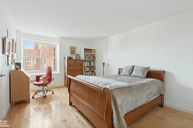 $829,000 | 570 Grand Street, Unit J2004 | Lower East Side