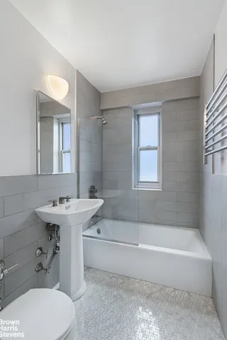 $829,000 | 570 Grand Street, Unit J2004 | Lower East Side