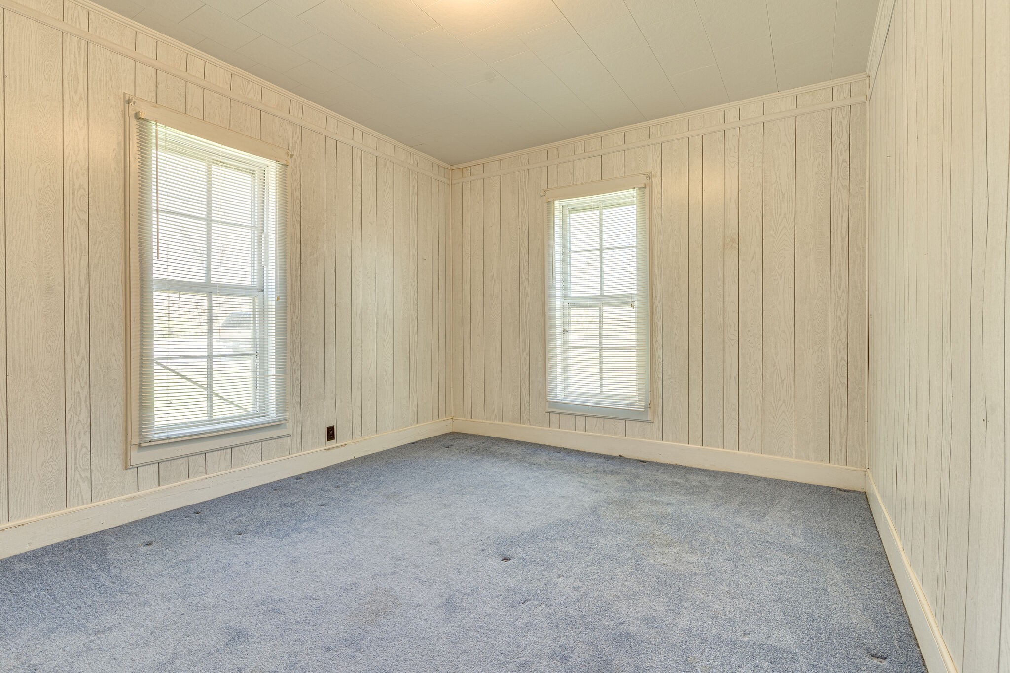 700 Spring Street Charlotte, TN 37036 - Photo 23 of 27 Gallery Image 23