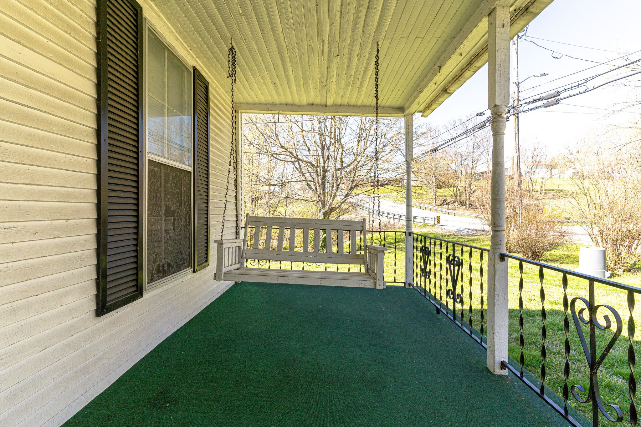 700 Spring Street Charlotte, TN 37036 - Photo 4 of 27 Gallery Image 4