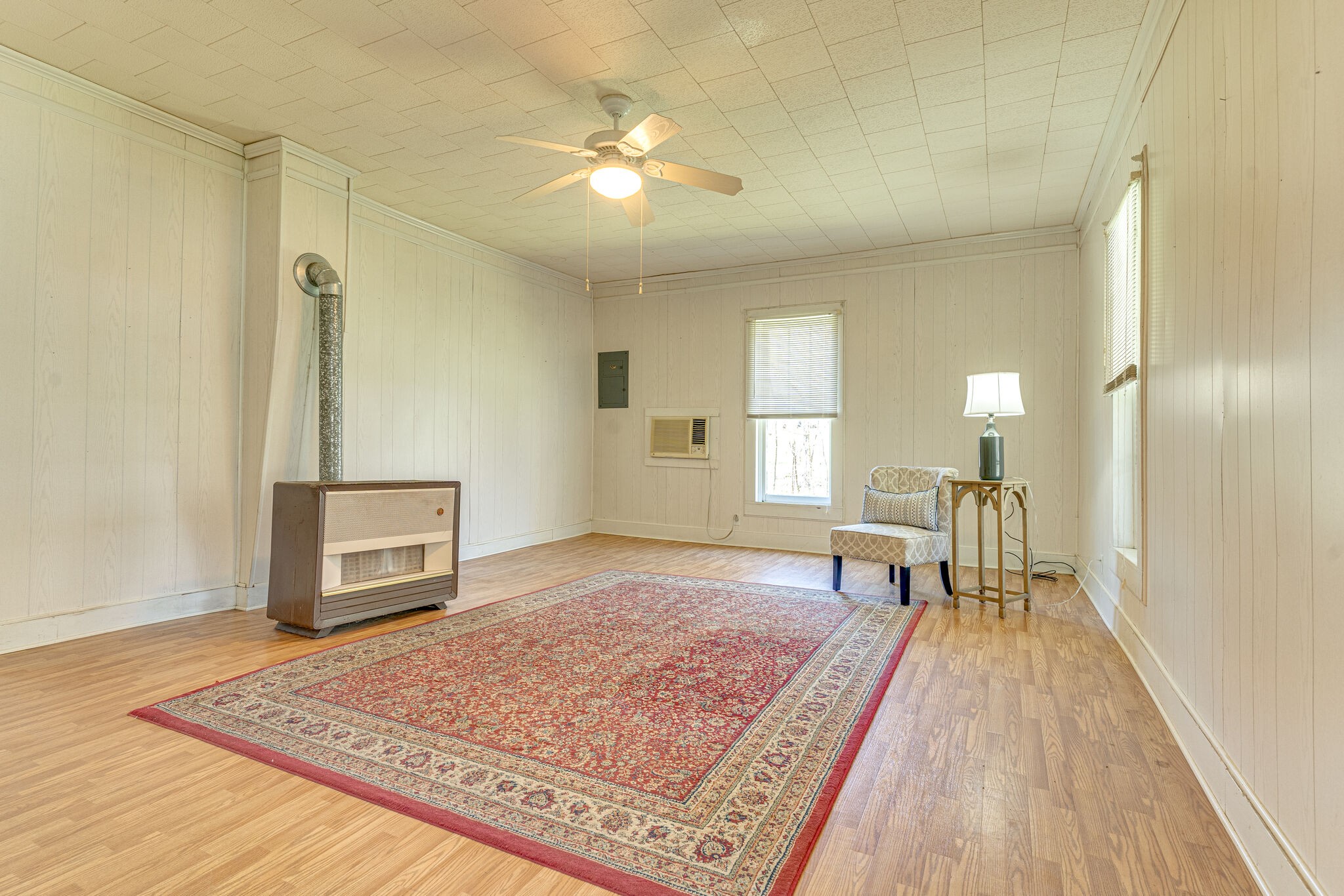 700 Spring Street Charlotte, TN 37036 - Photo 6 of 27 Gallery Image 6