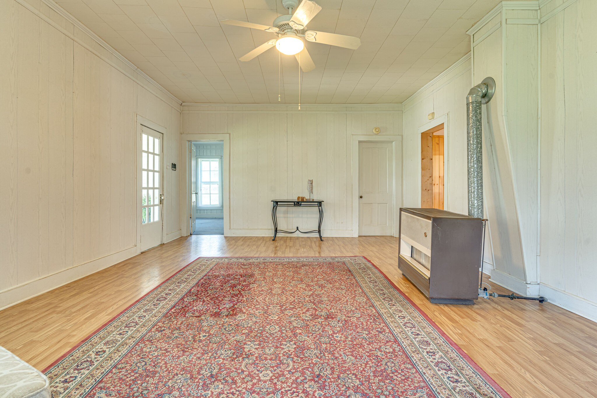 700 Spring Street Charlotte, TN 37036 - Photo 8 of 27 Gallery Image 8