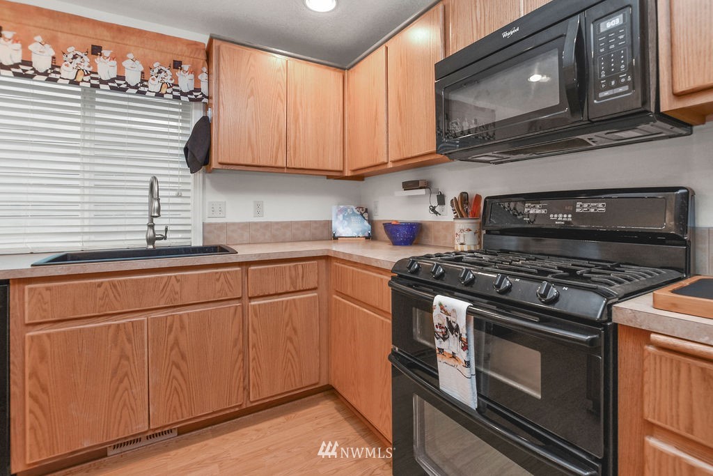 306 South 32nd Place Ridgefield, WA 98642 - Photo 12 of 25