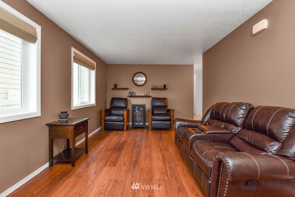 306 South 32nd Place Ridgefield, WA 98642 - Photo 5 of 25