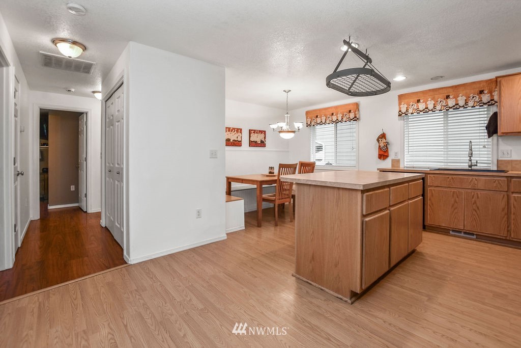 306 South 32nd Place Ridgefield, WA 98642 - Photo 8 of 25
