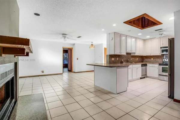 $499,000 | 6581 Riparian Road, Lake Worth, FL 33462