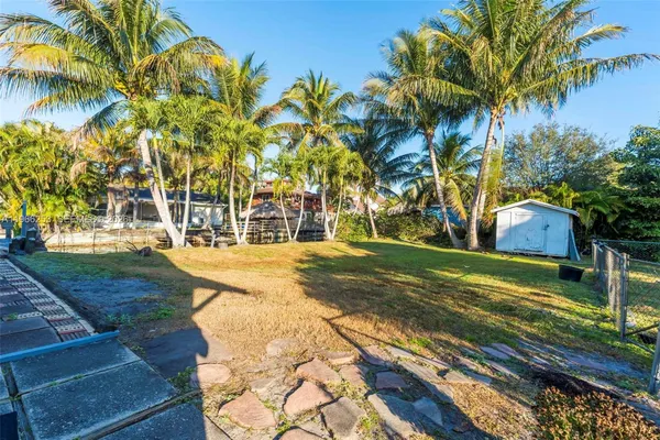 $499,000 | 6581 Riparian Road, Lake Worth, FL 33462