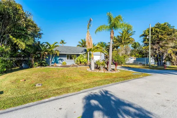 $499,000 | 6581 Riparian Road, Lake Worth, FL 33462