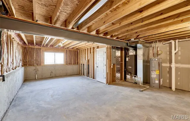 $295,900 | 28720 Woodland Heights Drive, Wright City, MO 63390