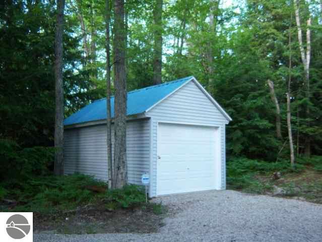 6909 Covert Road Northeast Mancelona, MI 49659 - Photo 4 of 13 1694638-3.JPG