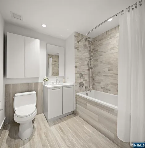 $1,288,000 | 1000 Ave At Port Imperial, Unit 306, Weehawken, NJ 07086