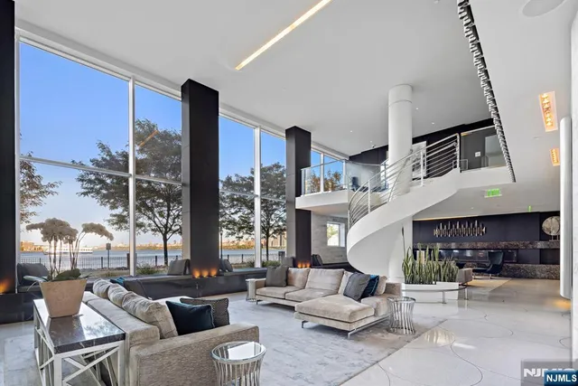 $1,288,000 | 1000 Ave At Port Imperial, Unit 306, Weehawken, NJ 07086