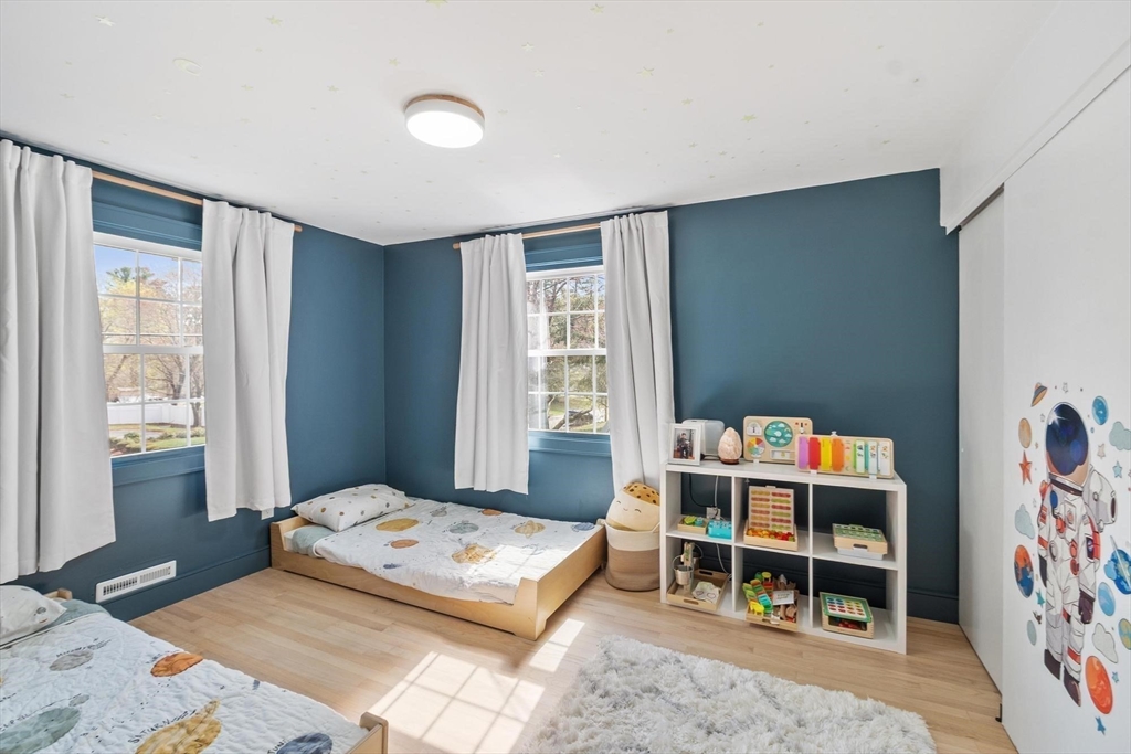 25 Porter Road Chelmsford, MA 01824 - Photo 18 of 42