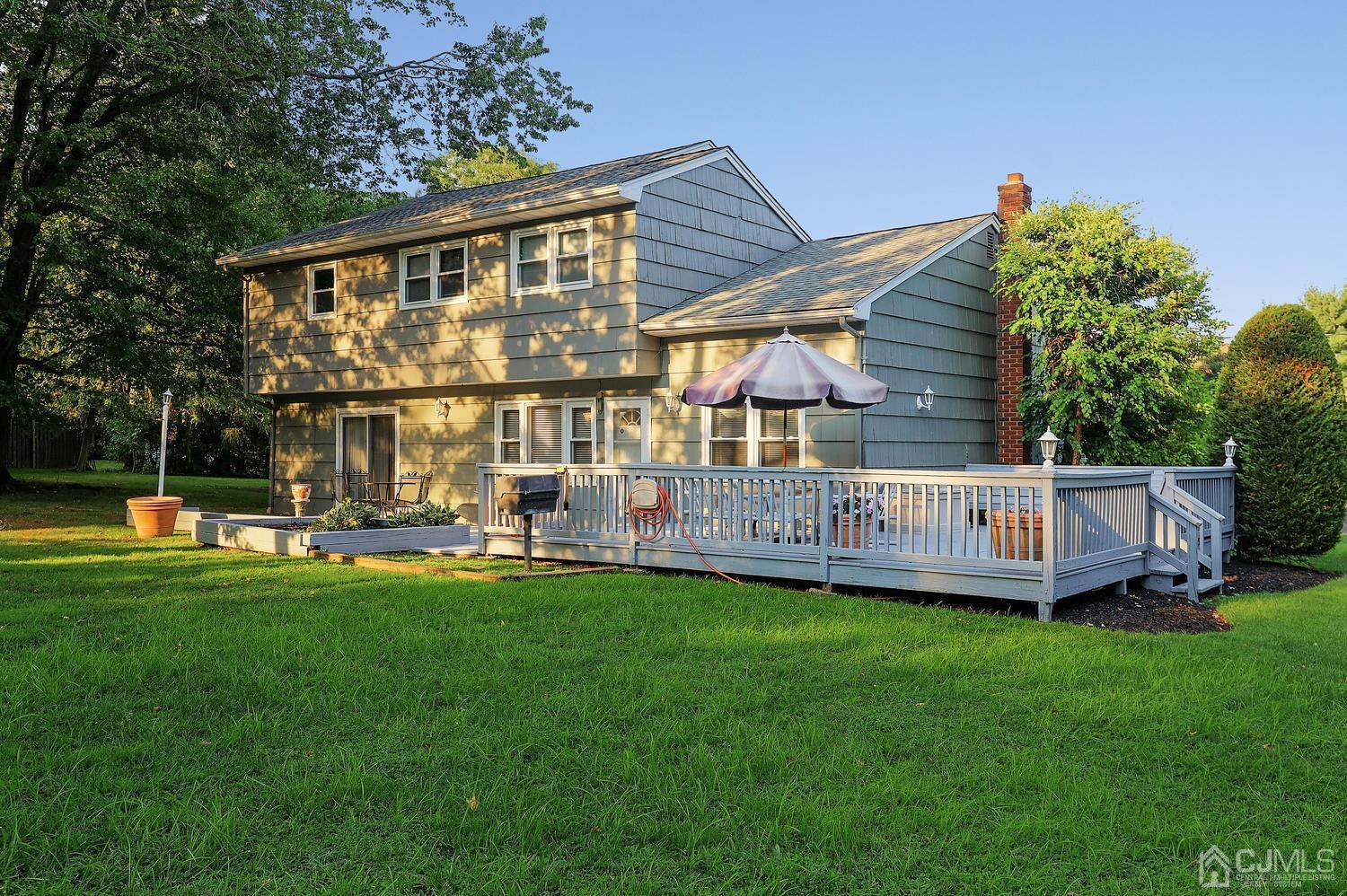 11 Sherwood Road Edison, NJ 08820 - Photo 23 of 28 Gallery Image 23
