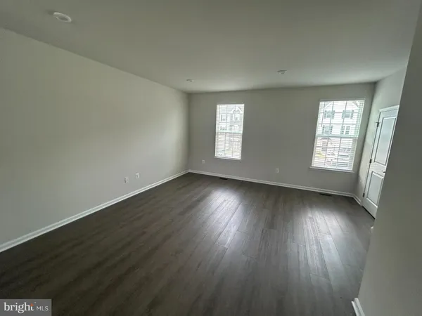 $2,525 | 36072 Coyote Trail, Locust Grove, VA 22508