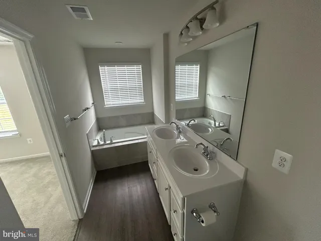 $2,525 | 36072 Coyote Trail, Locust Grove, VA 22508