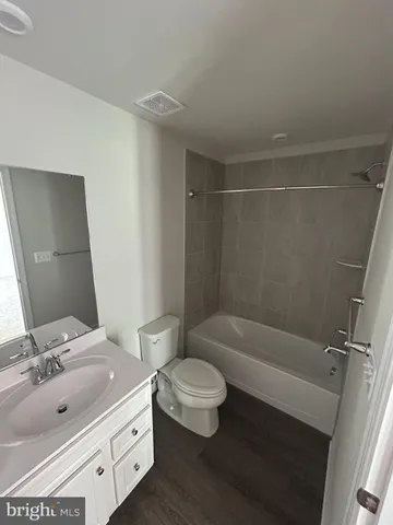 $2,525 | 36072 Coyote Trail, Locust Grove, VA 22508