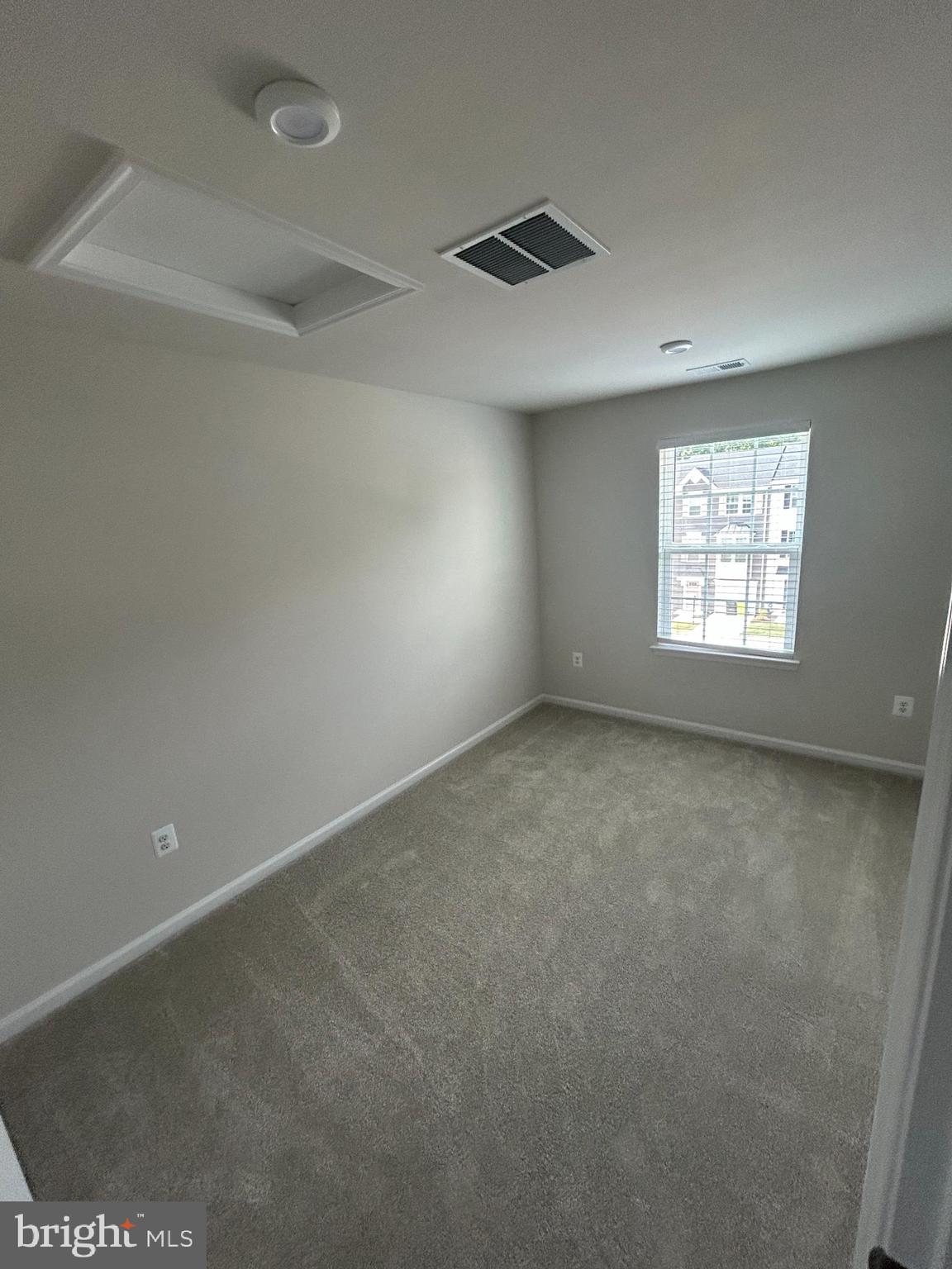 36072 Coyote Trail Locust Grove, VA 22508 - Photo 20 of 23 Bright, airy room with natural light.