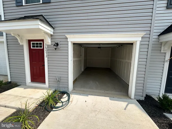 $2,525 | 36072 Coyote Trail, Locust Grove, VA 22508