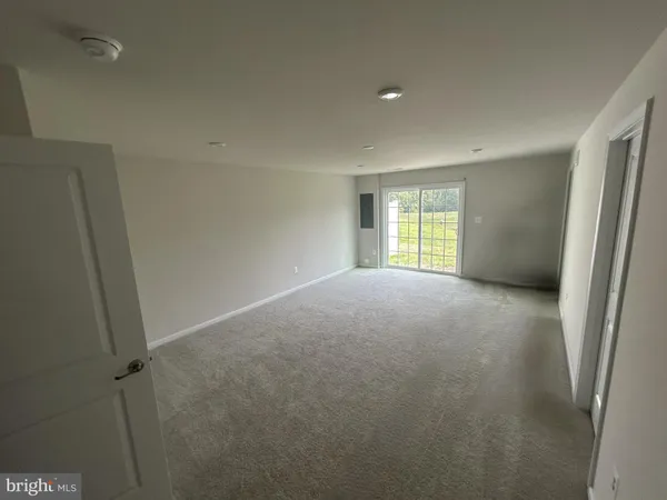 $2,525 | 36072 Coyote Trail, Locust Grove, VA 22508