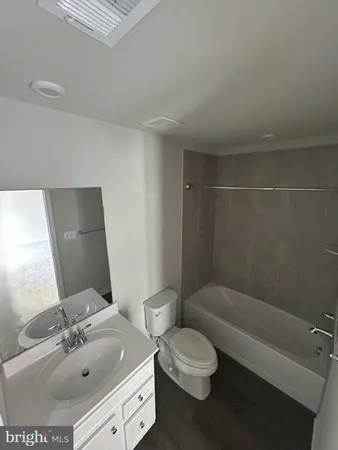 $2,525 | 36072 Coyote Trail, Locust Grove, VA 22508