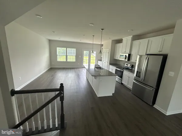 $2,525 | 36072 Coyote Trail, Locust Grove, VA 22508