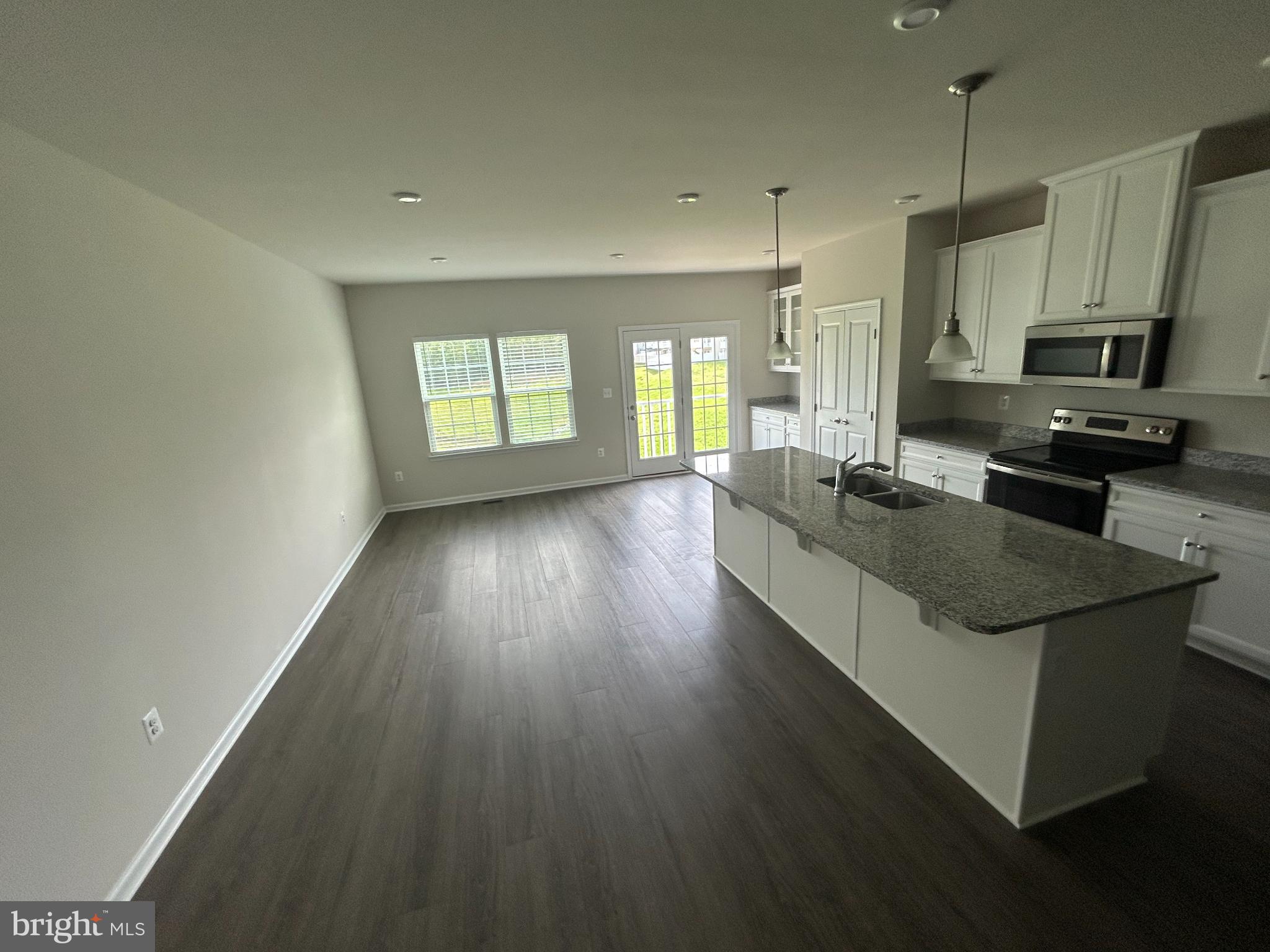 36072 Coyote Trail Locust Grove, VA 22508 - Photo 9 of 23 Spacious modern kitchen with natural light.