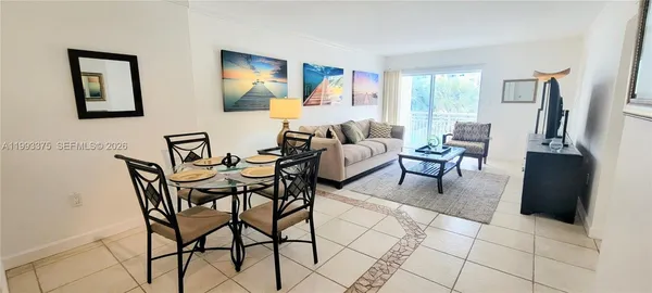 $1,950 | 400 Kings Point Drive, Unit 220, Sunny Isles Beach, FL 33160