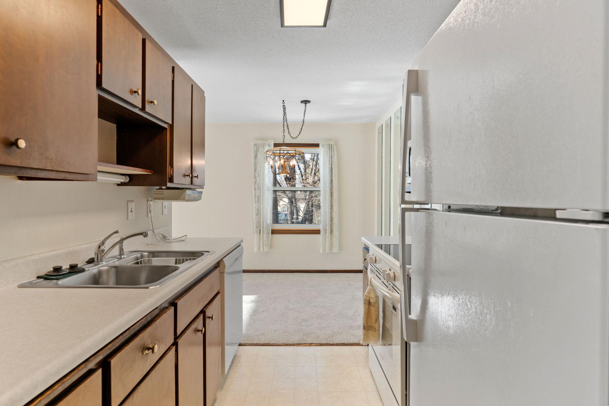 10113 West 34th Street, Unit 228 Hopkins, MN 55305 - Photo 12 of 29