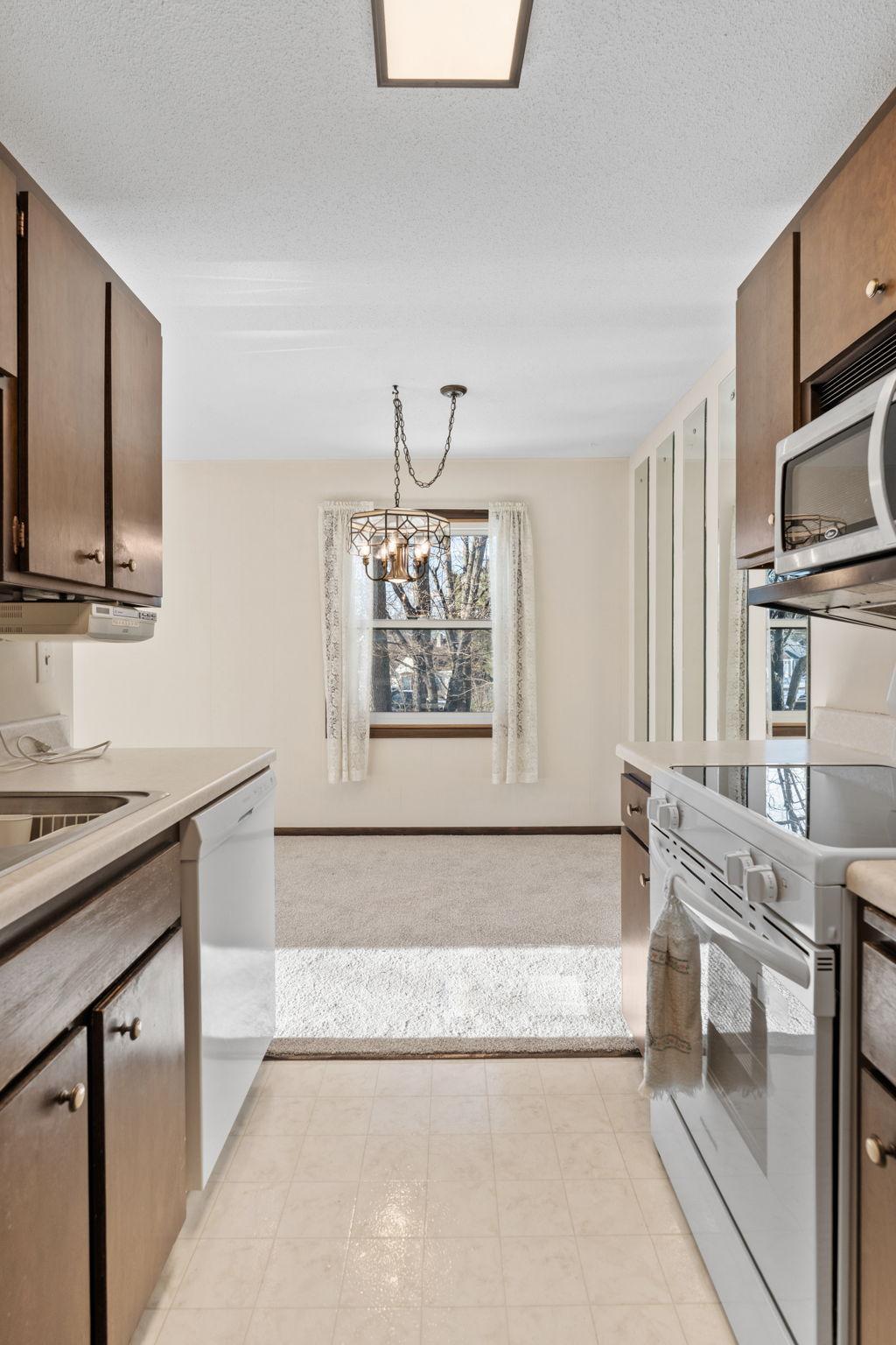 10113 West 34th Street, Unit 228 Hopkins, MN 55305 - Photo 13 of 29