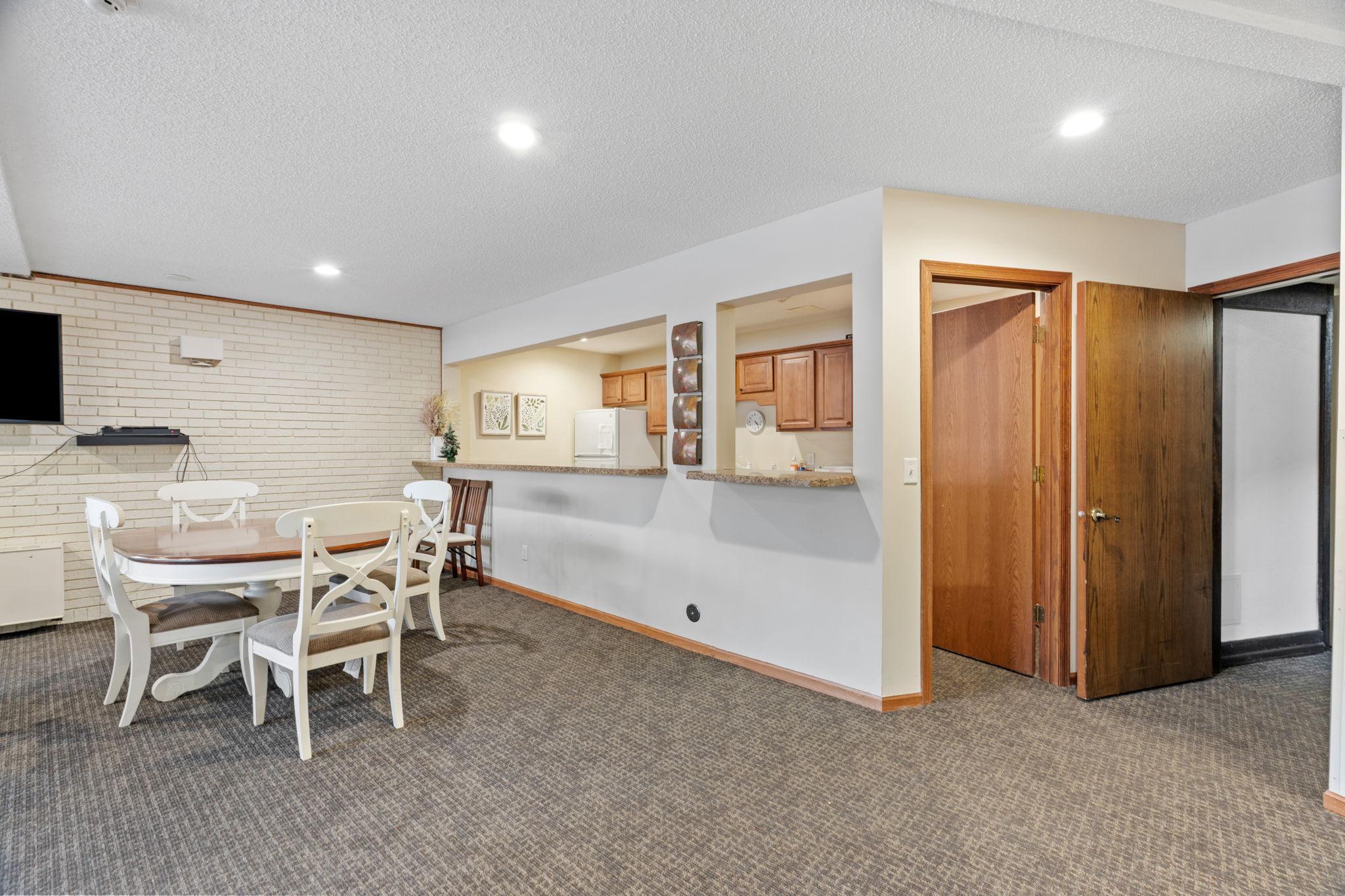 10113 West 34th Street, Unit 228 Hopkins, MN 55305 - Photo 25 of 29