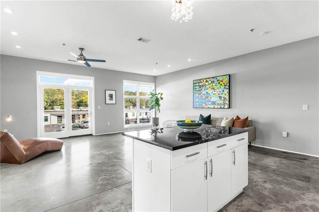 560 Dutch Valley Road Northeast, Unit 2315 Atlanta, GA 30324 - Photo 16 of 51 Gallery Image 16