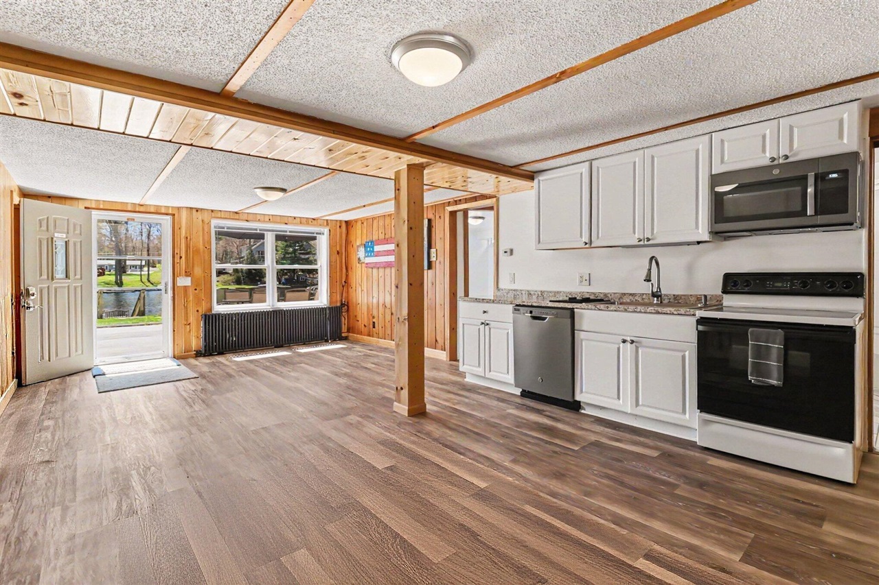 6875 West Illinois Road Ludington, MI 49431 - Photo 25 of 38