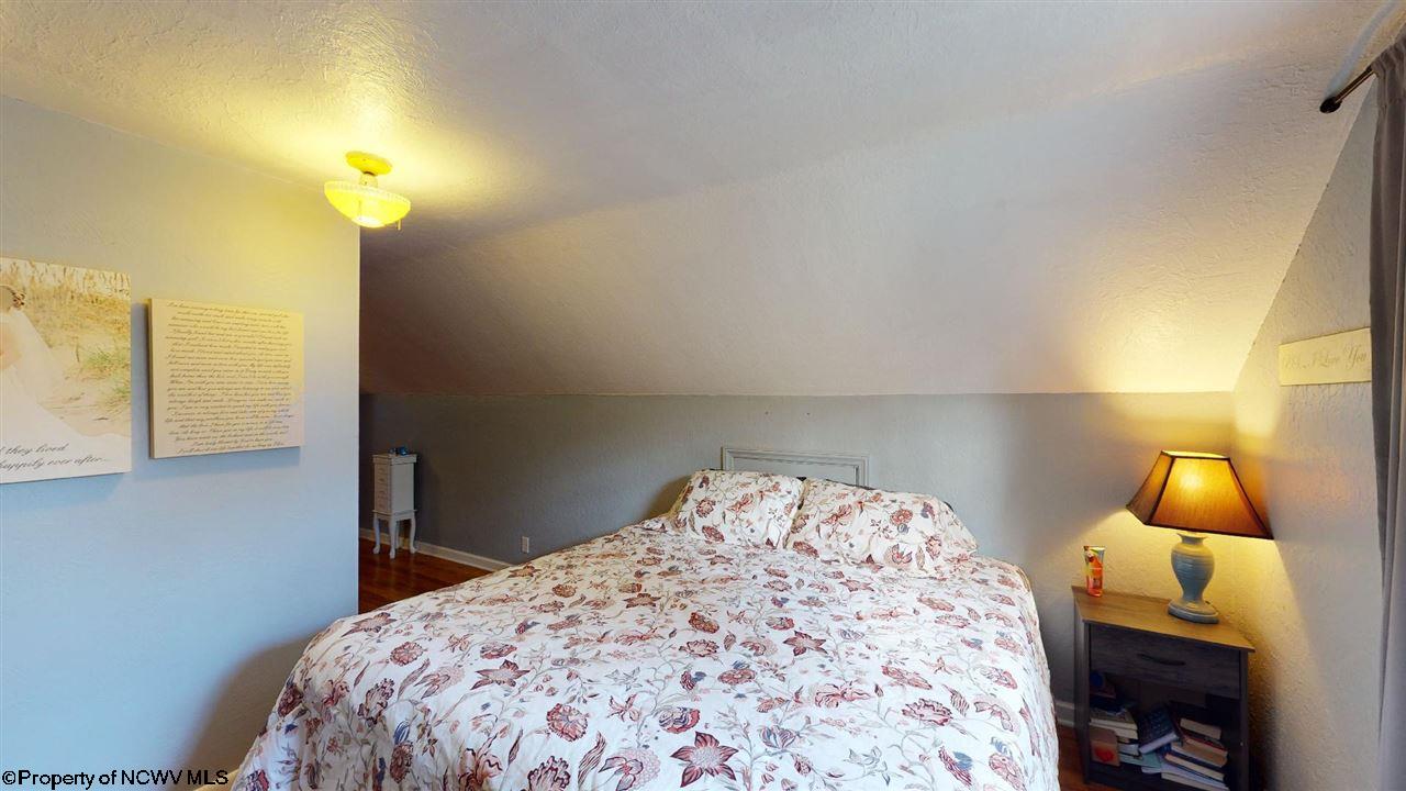 1131 Cloverhill Road Fairmont, WV 26554 - Photo 18 of 30 Gallery Image 18