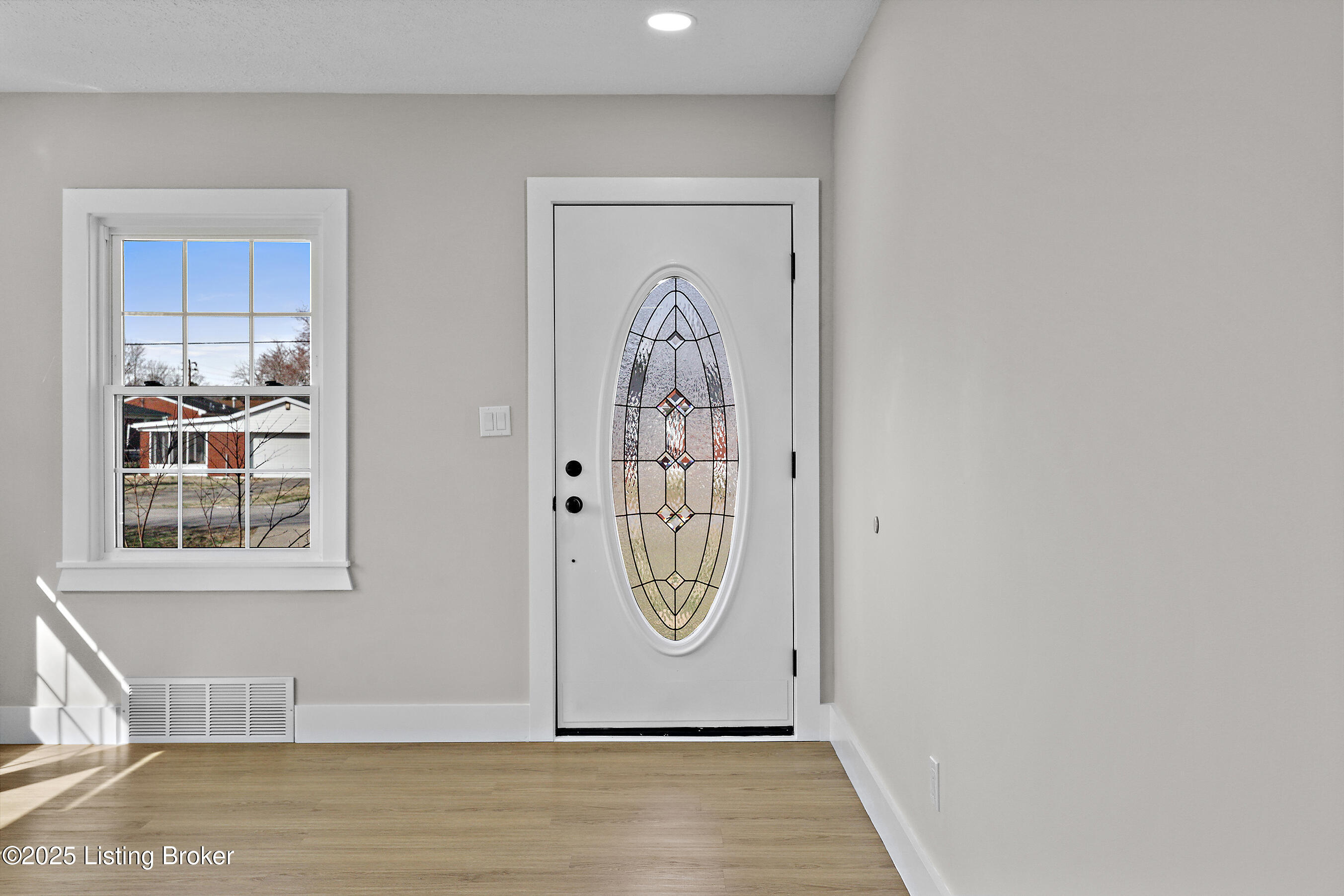 8341 Virginia Road Louisville, KY 40258 - Photo 5 of 29 EOSR3782