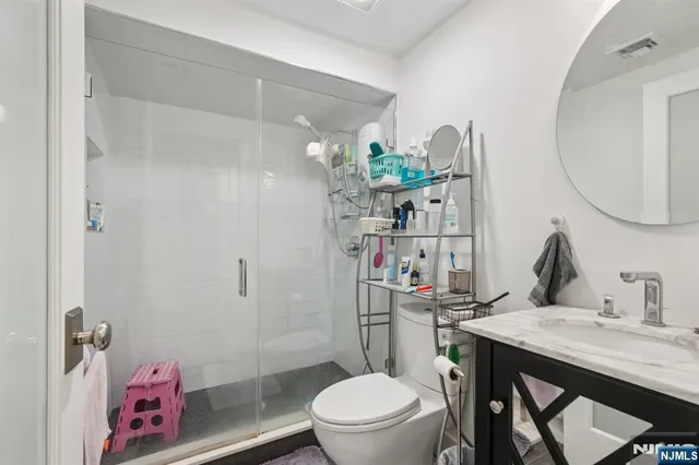 $1,349,000 | 746 Undercliff Avenue, Unit A, Edgewater, NJ 07020