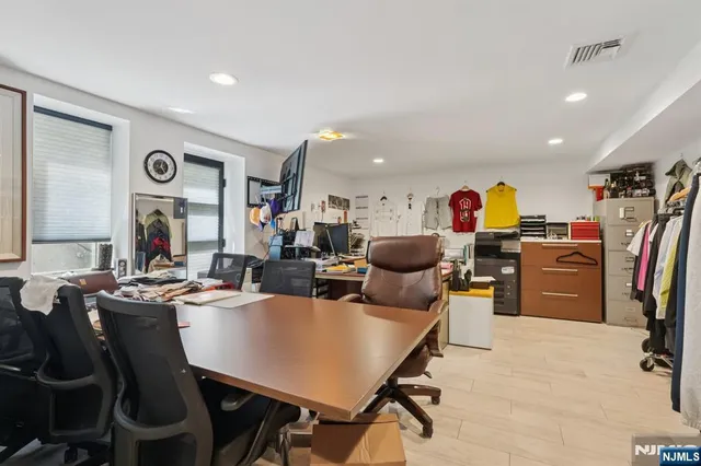 $1,349,000 | 746 Undercliff Avenue, Unit A, Edgewater, NJ 07020