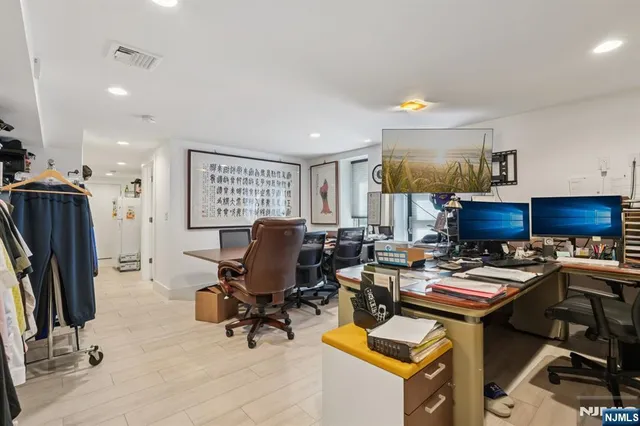 $1,349,000 | 746 Undercliff Avenue, Unit A, Edgewater, NJ 07020