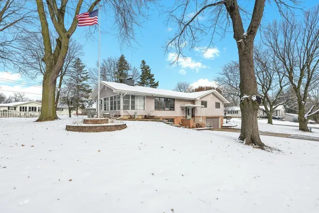 $314,900 | 303 3rd Avenue Southwest, Medford, MN 55049