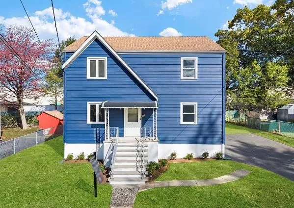 $2,400 | 514 Lafayette Avenue, Passaic, NJ 07055