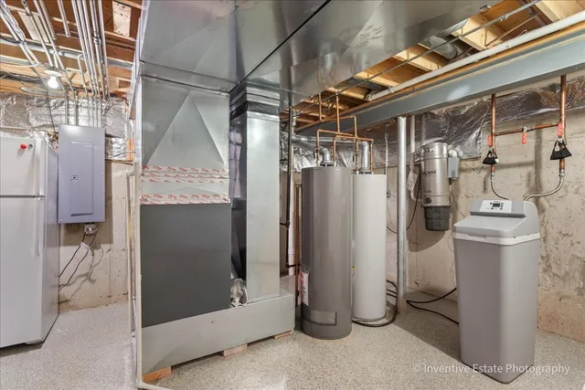 a view of a storage & utility room