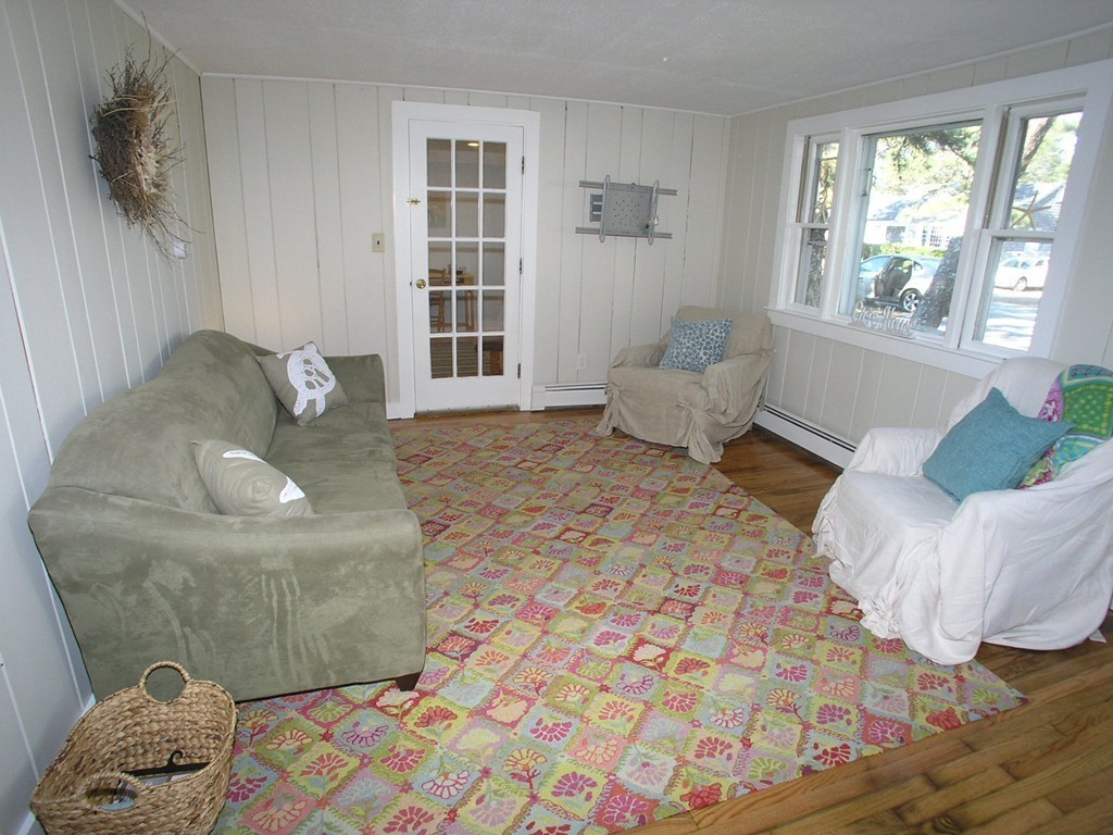 154 Captain Chase Road Dennis, MA 02639 - Photo 8 of 19 Gallery Image 8