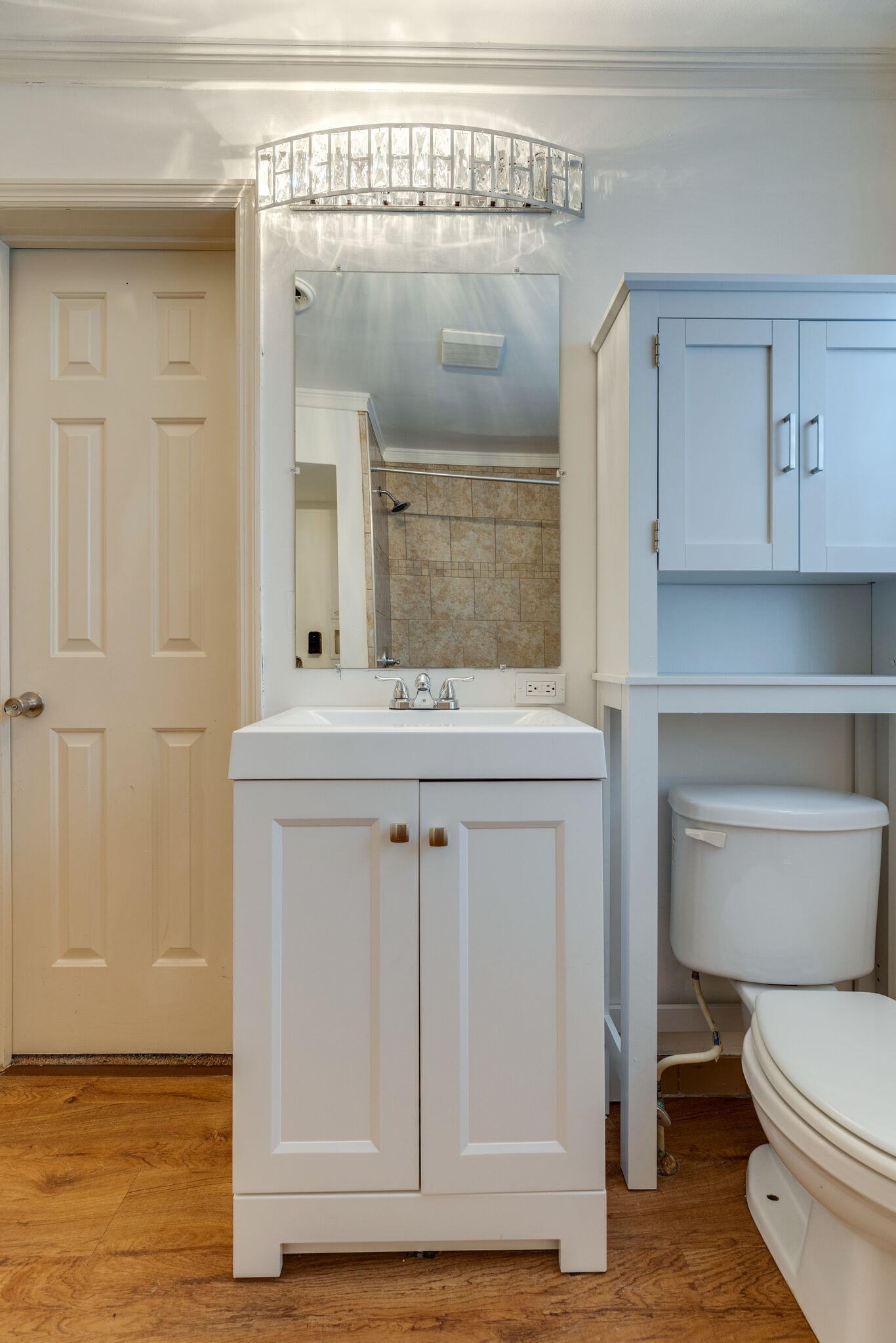 111 Mockingbird Road Nashville, TN 37205 - Photo 24 of 49 a bathroom with a toilet a sink and mirror